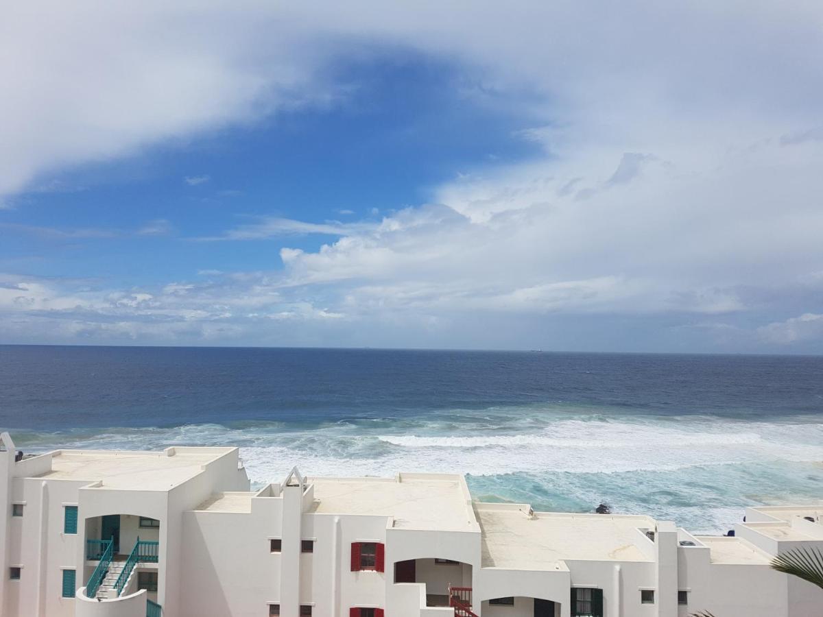 Ballito 69 Perissa Santorini Sea View, Walk To Beach -Family Only Zewnętrze zdjęcie