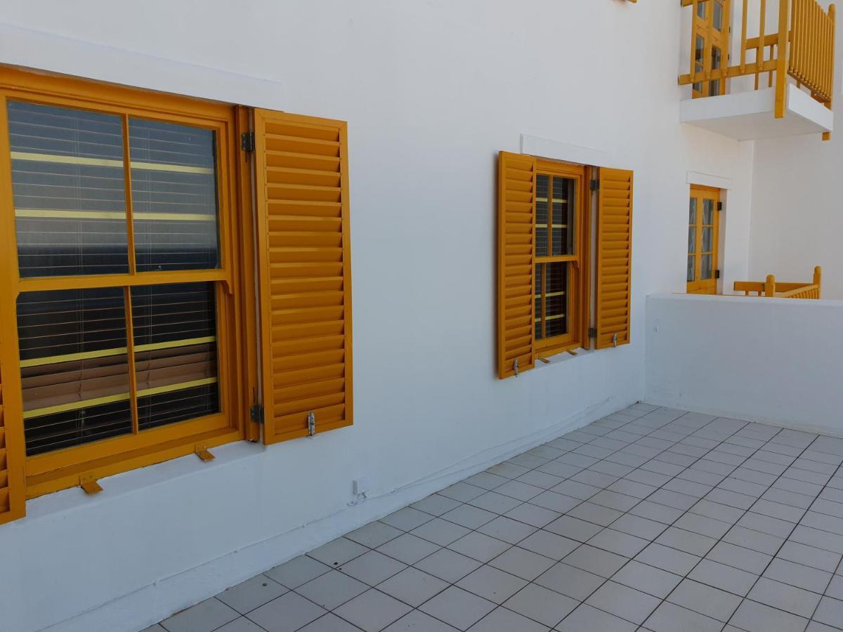 Ballito 69 Perissa Santorini Sea View, Walk To Beach -Family Only Zewnętrze zdjęcie